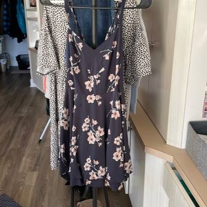 Urban Outfitters Kimchi Blue Gray Floral Skater Dress Size 6
